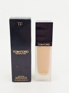 Tom Ford Architecture Soft Matte Blurring Foundation 8.2 Warm Honey 1 oz